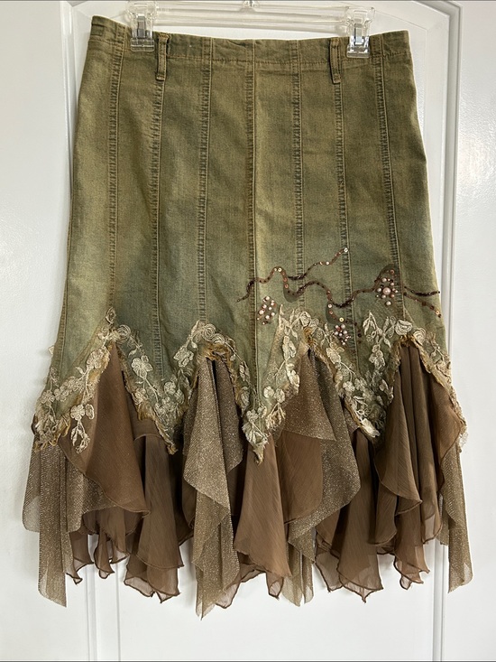 HIt Jeans USA Dresses & Skirts - Women's Olive Green High-Low Layered Ruffle Skirt with Lace Trim